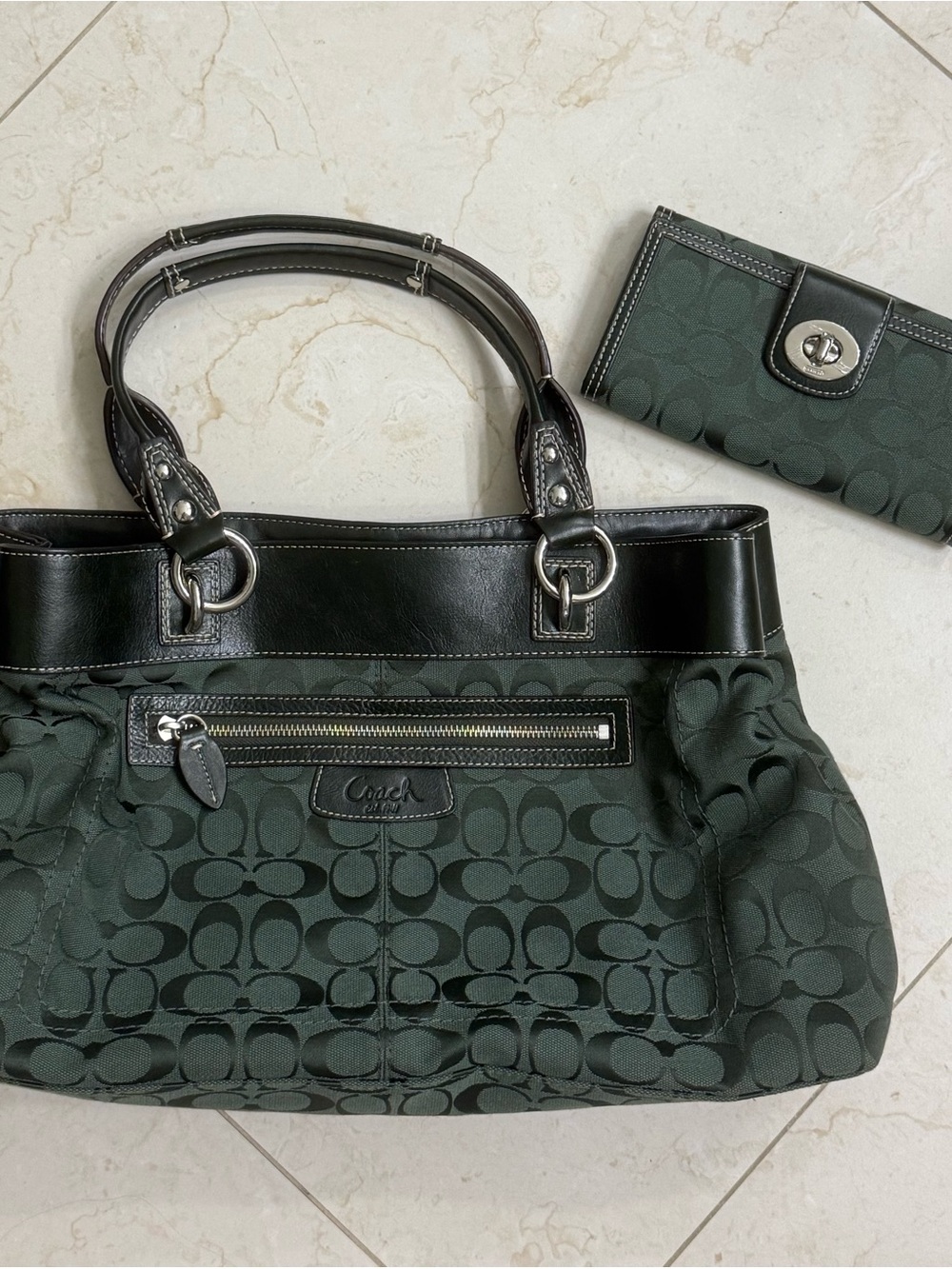 Vintage Y2K Coach Green Penelope & Matching Turnlock Wallet